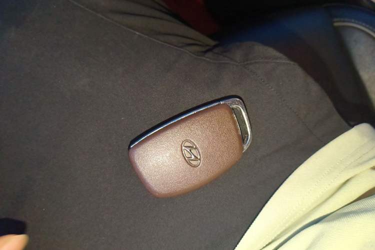 Used Hyundai ix25 2017 1.6L Automatic Smart Version Vehicle Key