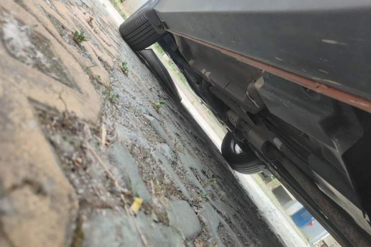 Used Hyundai ix25 2017 1.6L Automatic Smart Version Chassis Rear Left