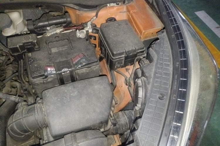 Used Hyundai ix25 2017 1.6L Automatic Smart Version Engine Bay Left