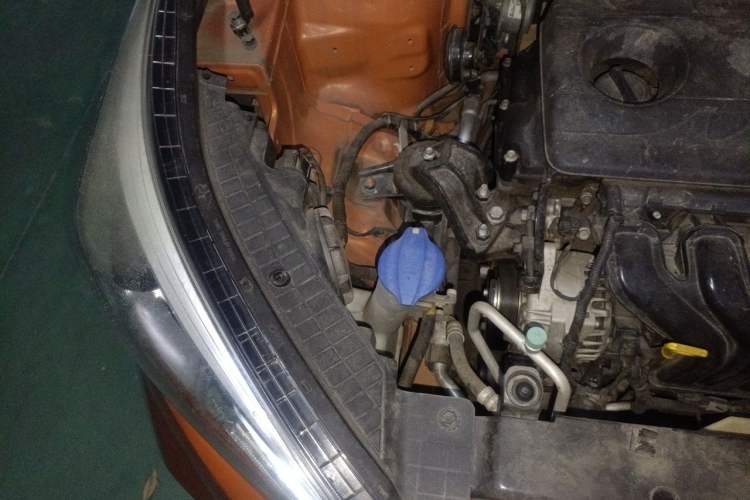 Used Hyundai ix25 2017 1.6L Automatic Smart Version Engine Bay Right
