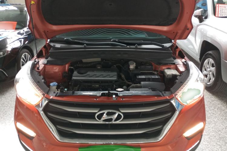 Used Hyundai ix25 2017 1.6L Automatic Smart Version Engine Bay