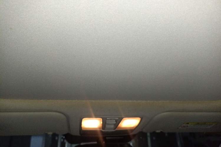 Used Hyundai ix25 2017 1.6L Automatic Smart Version Headliner