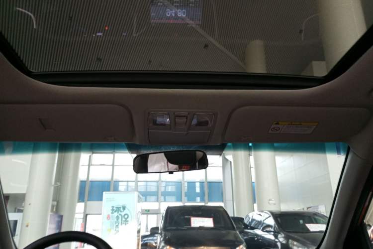 Used Hyundai ix25 2017 1.6L Automatic Smart Version Headliner