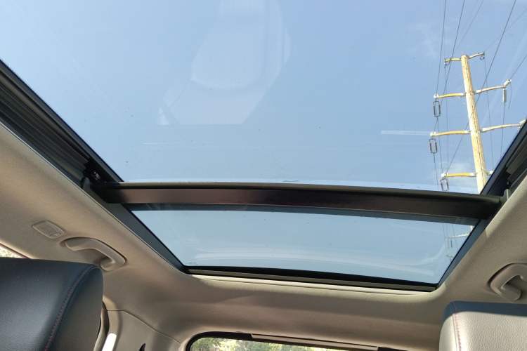 Used Hyundai ix25 2017 1.4T Automatic Smart Version Headliner