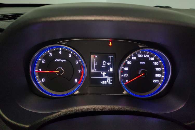 Used Hyundai ix25 2017 1.6L Manual Fashion Model Instrument Cluster