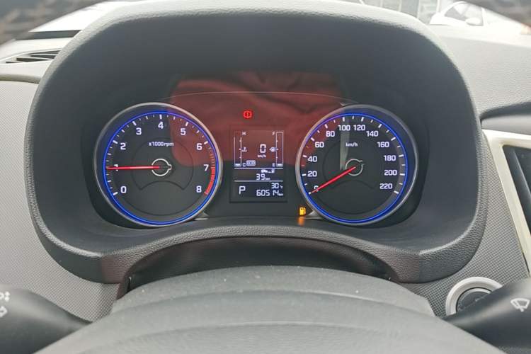 Used Hyundai ix25 2017 1.6L Automatic Smart Version Instrument Cluster