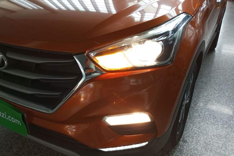 Used Hyundai ix25 2017 1.6L Automatic Smart Version Left Front Headlight