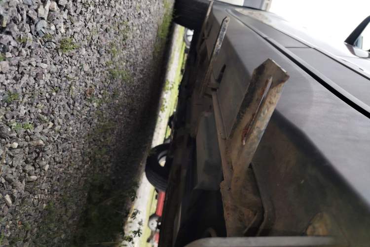 Used Hyundai ix25 2017 1.6L Automatic Smart Version Left Side Sill