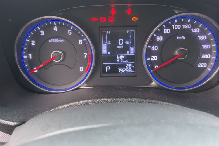 Used Hyundai ix25 2017 1.6L Automatic Smart Version Odometer Close Up