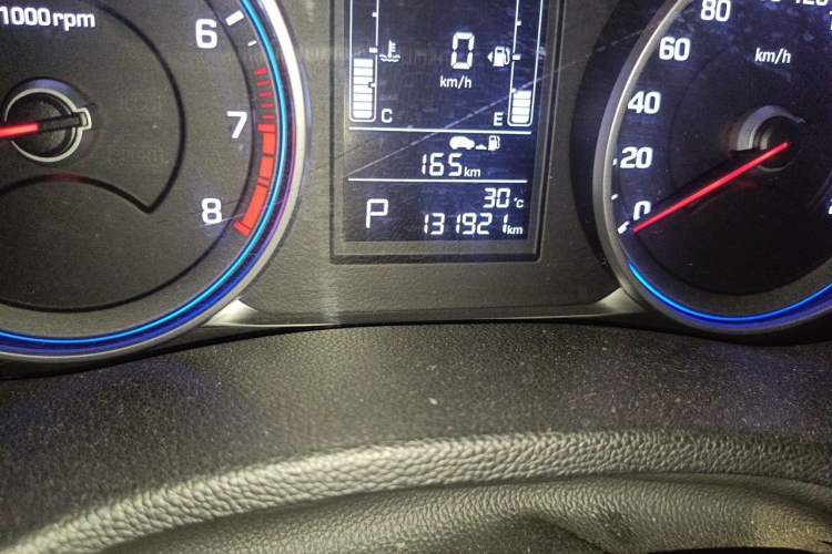 Used Hyundai ix25 2017 1.6L Automatic Smart Version Odometer Close Up