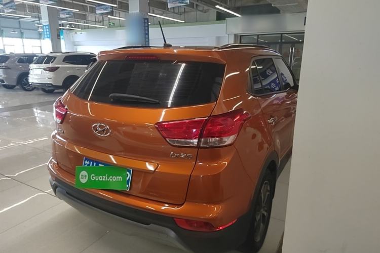 Used Hyundai ix25 2017 1.6L Automatic Smart Version Rear Right 45 Deg