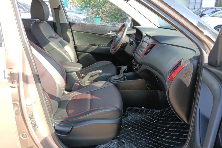 Used Hyundai ix25 2017 1.4T Automatic Smart Version Right Front Seat