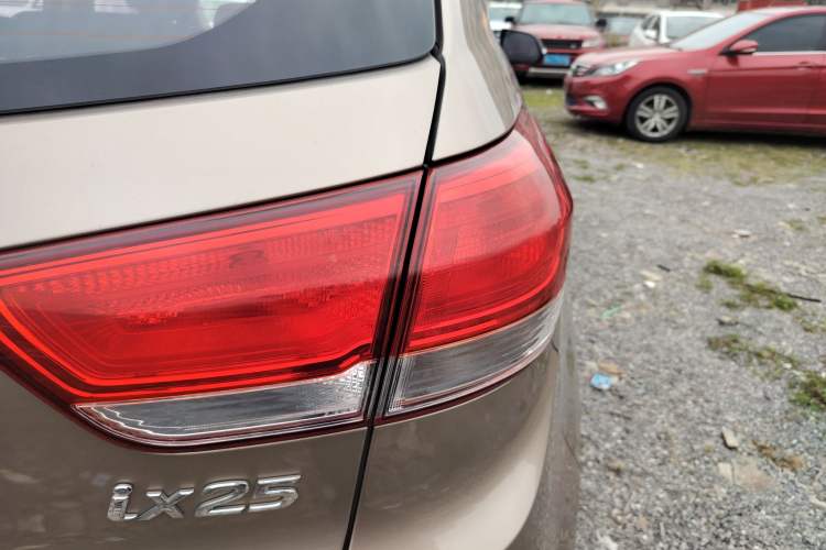 Used Hyundai ix25 2017 1.6L Automatic Smart Version Right Rear Taillight