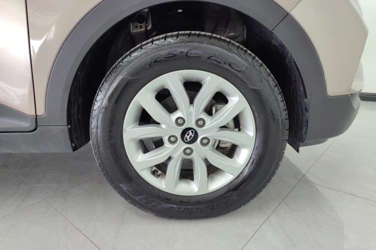 Used Hyundai ix25 2017 1.6L Manual Fashion Model Right Rear Wheel Hub