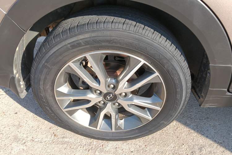 Used Hyundai ix25 2017 1.4T Automatic Smart Version Right Rear Wheel Hub