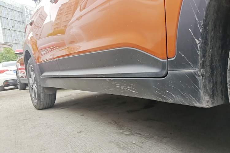 Used Hyundai ix25 2017 1.6L Automatic Smart Version Right Side Sill