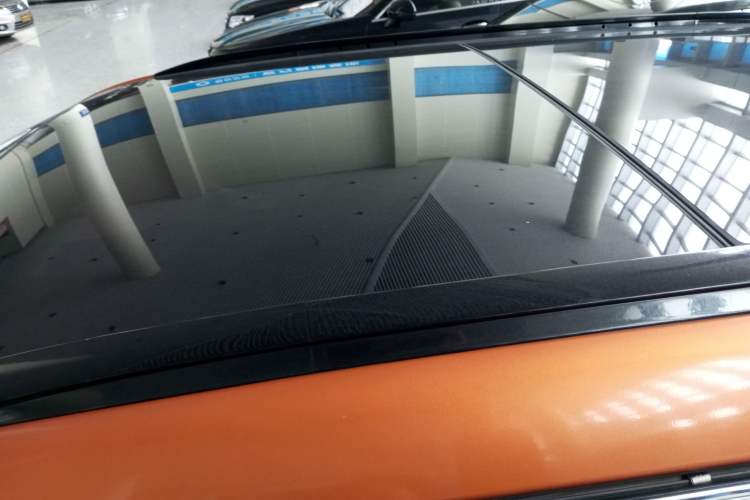 Used Hyundai ix25 2017 1.6L Automatic Smart Version Roof