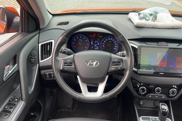 Used Hyundai ix25 2017 1.6L Automatic Smart Version Steering Wheel