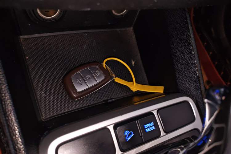 Used Hyundai ix25 2017 1.6L Automatic Smart Version Vehicle Key