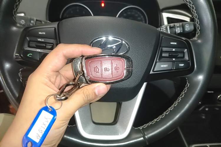 Used Hyundai ix25 2017 1.6L Automatic Smart Version Vehicle Key