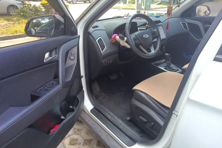 Used Hyundai ix25 2019 1.6L Automatic Smart Edition Commemorative Version Driver Seat