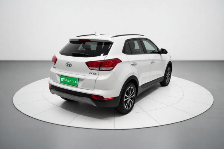 Used Hyundai ix25 2019 1.6L Automatic Smart Edition Commemorative Version Exterior 4