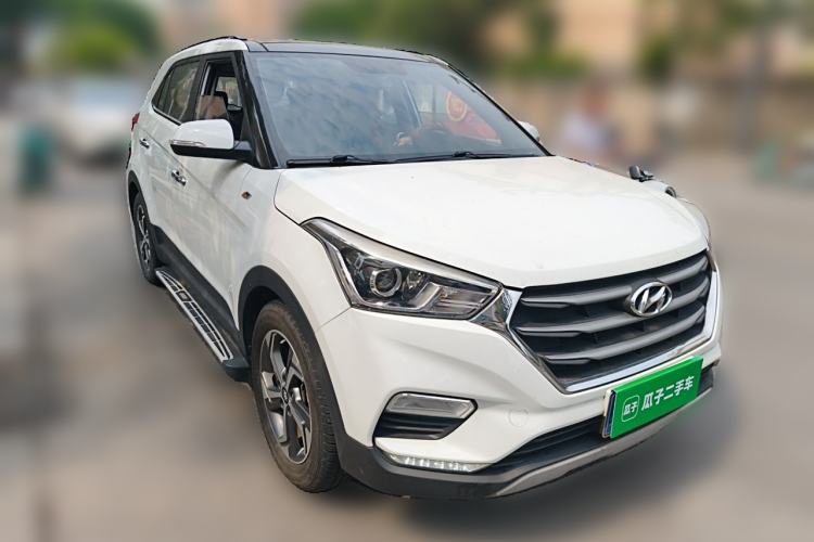 Used Hyundai ix25 2019 1.6L Automatic Smart Edition Commemorative Version Front Right 45 Deg