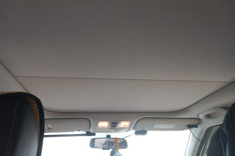 Used Hyundai ix25 2019 1.6L Automatic Smart Edition Commemorative Version Headliner