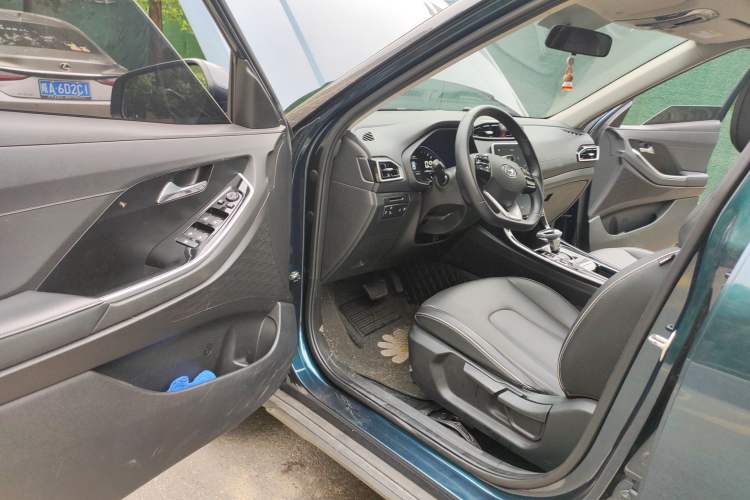 Used Hyundai ix25 2020 1.5L CVT DLX Prestige Version Driver Seat