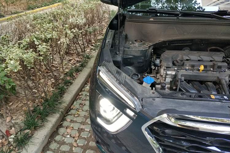 Used Hyundai ix25 2020 1.5L CVT GLS Smart Model Engine Bay Right