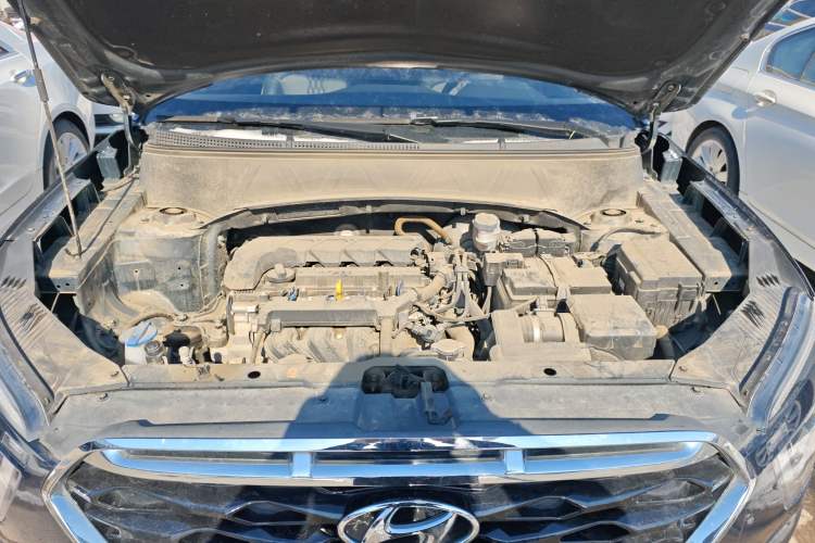 Used Hyundai ix25 2020 1.5L CVT GLS Smart Model Engine Bay