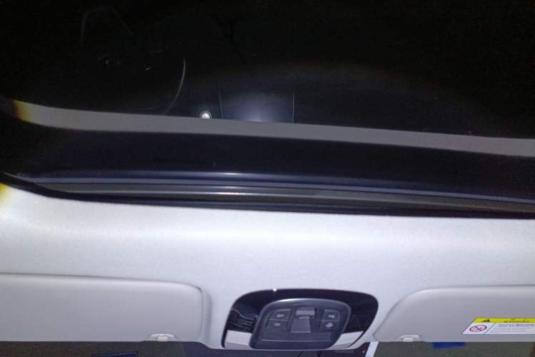 Used Hyundai ix25 2020 1.5L CVT GLS Smart Model Headliner