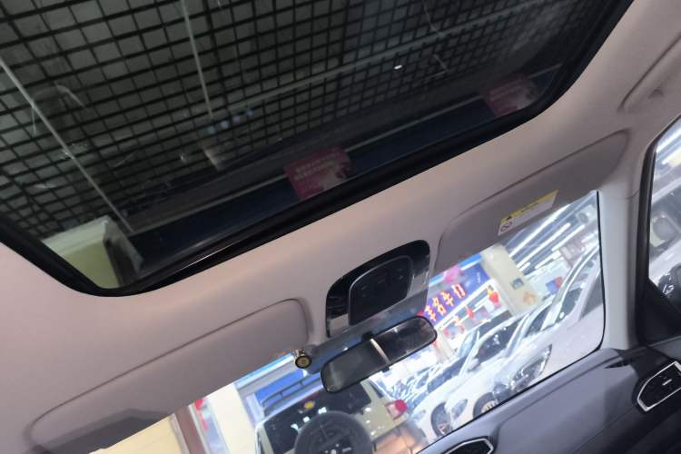 Used Hyundai ix25 2020 1.5L CVT GLS Smart Model Headliner