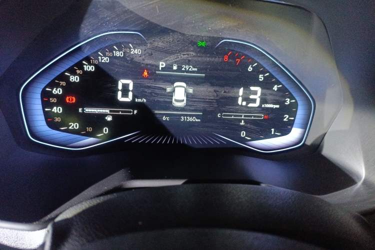 Used Hyundai ix25 2020 1.5L CVT GLS Smart Model Odometer Close Up