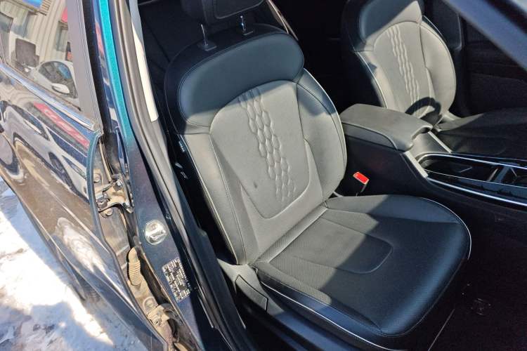 Used Hyundai ix25 2020 1.5L CVT GLS Smart Model Right Front Seat