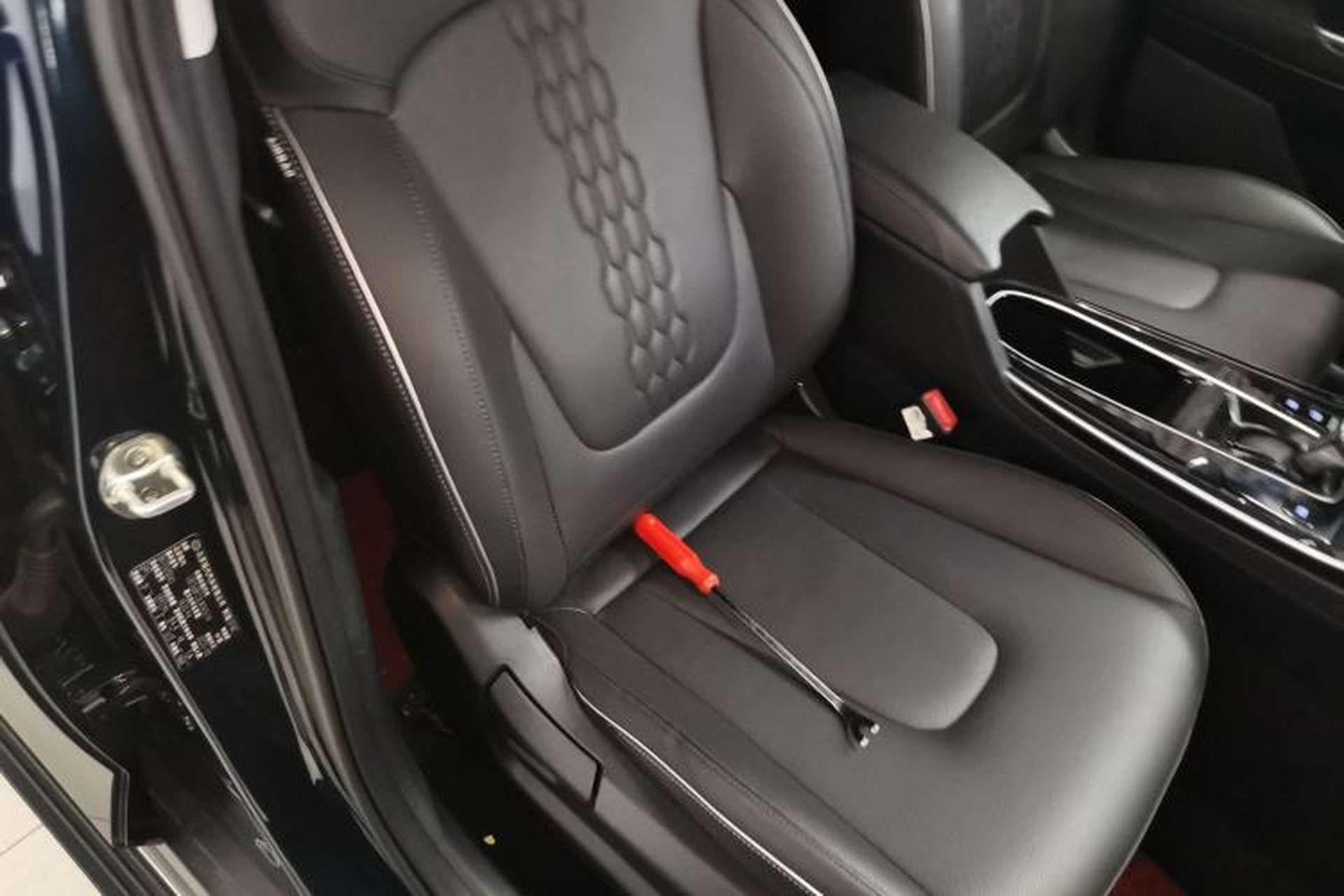 Used Hyundai ix25 2020 1.5L CVT GLS Smart Model Right Front Seat