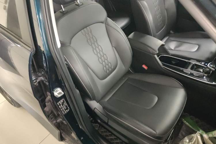 Used Hyundai ix25 2020 1.5L CVT GLS Smart Model Right Front Seat