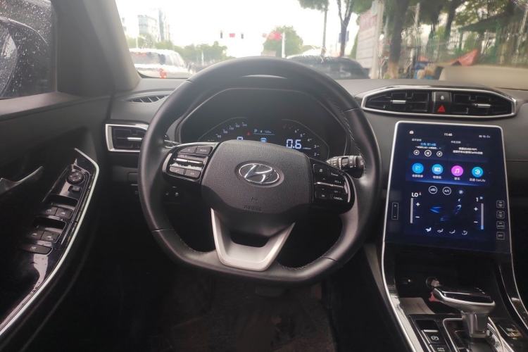 Used Hyundai ix25 2020 1.5L CVT GLS Smart Model Steering Wheel