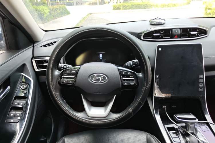 Used Hyundai ix25 2020 1.5L CVT GLS Smart Model Steering Wheel