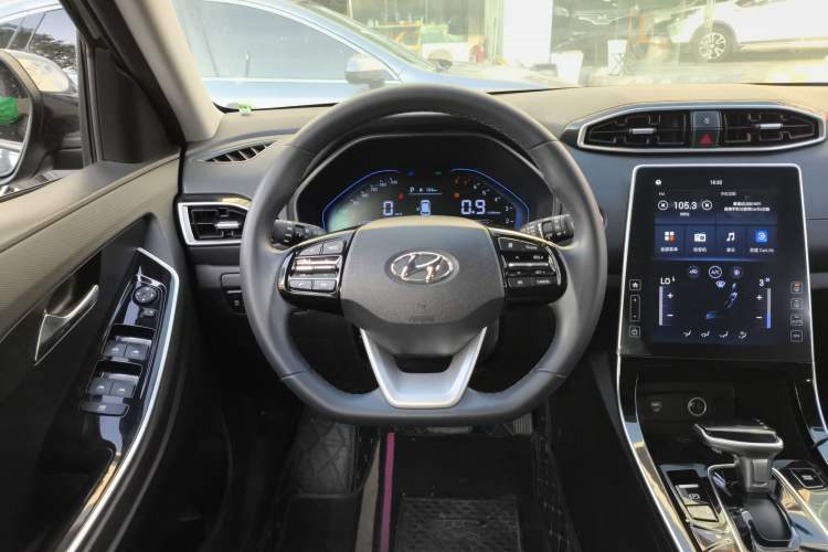 Used Hyundai ix25 2020 1.5L CVT GLS Smart Model Steering Wheel