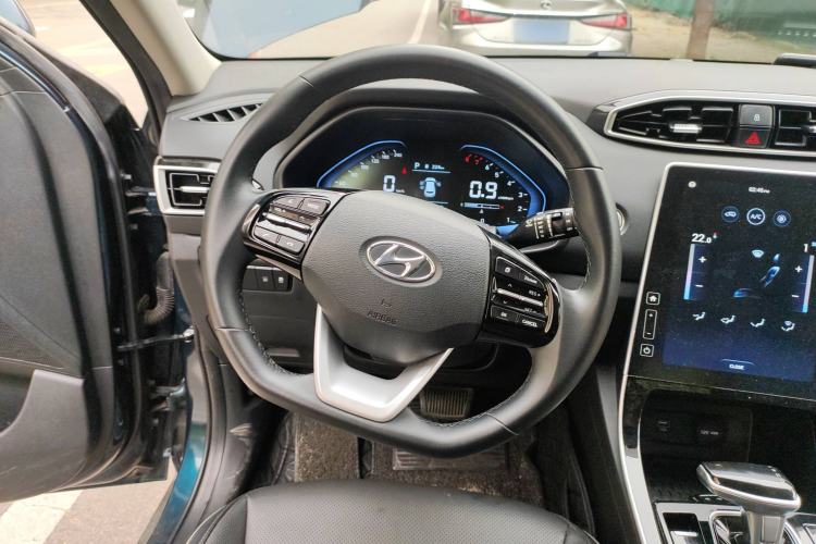 Used Hyundai ix25 2020 1.5L CVT DLX Prestige Version Steering Wheel