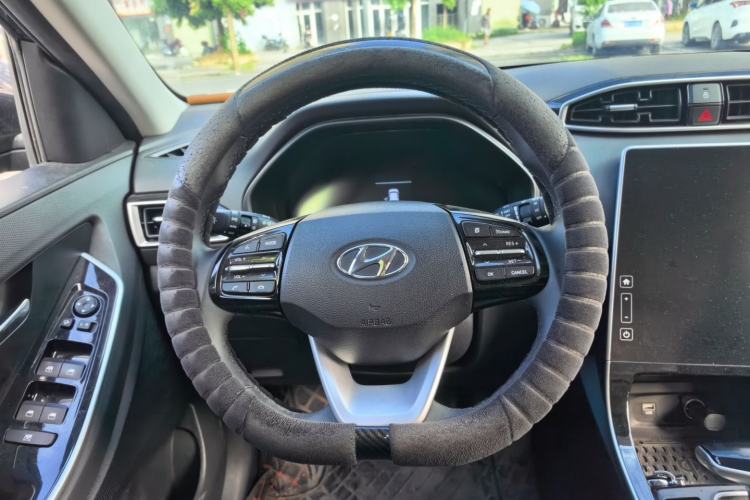 Used Hyundai ix25 2020 1.5L CVT DLX Prestige Version Steering Wheel