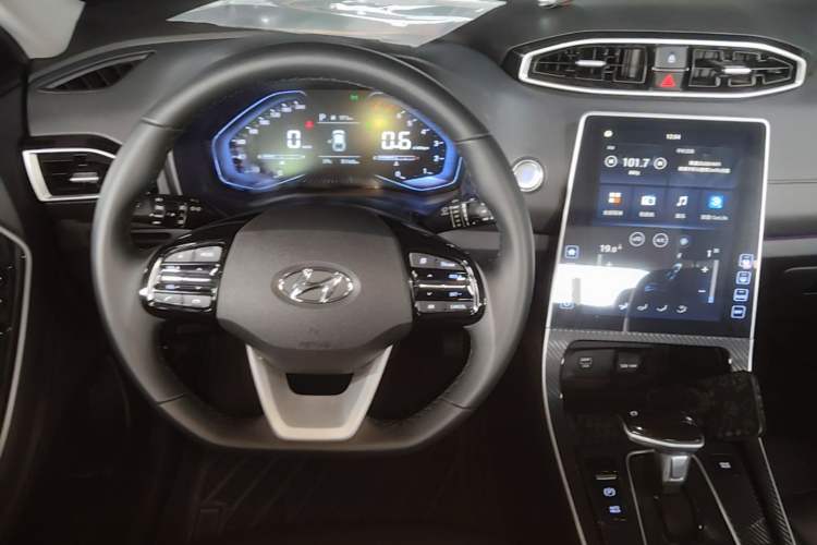 Used Hyundai ix25 2020 1.5L CVT GLS Smart Model Steering Wheel