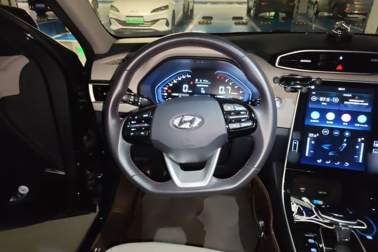 Used Hyundai ix25 2020 1.5L CVT GLS Smart Model Steering Wheel