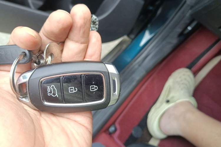 Used Hyundai ix25 2020 1.5L CVT GLS Smart Model Vehicle Key