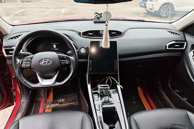 Used Hyundai ix25 2020 1.5L CVT GLS Smart Model Center Console