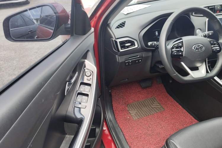 Used Hyundai ix25 2020 1.5L CVT GLS Smart Model Driver Seat