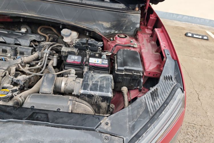 Used Hyundai ix25 2020 1.5L CVT GLS Smart Model Engine Bay Left