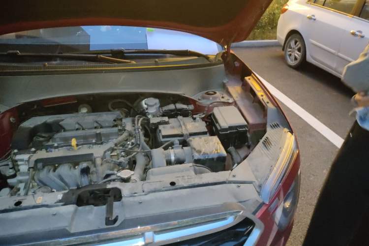 Used Hyundai ix25 2020 1.5L CVT GLS Smart Model Engine Bay Left