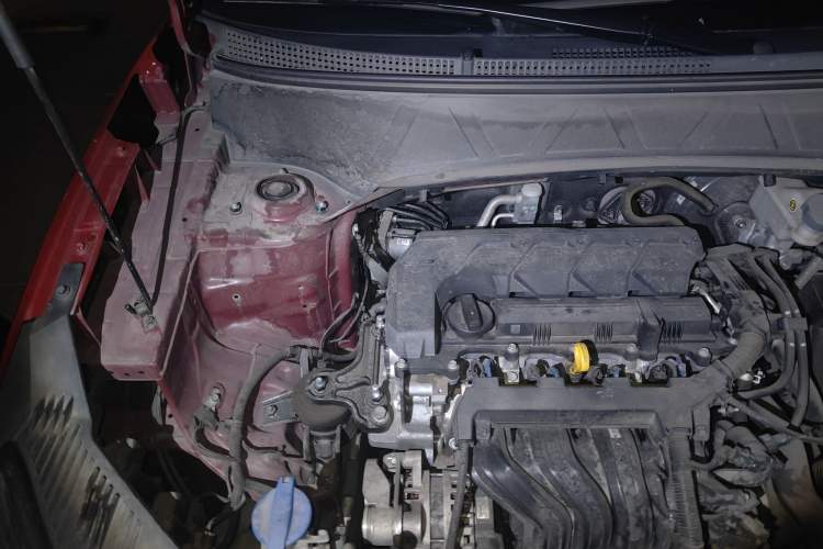 Used Hyundai ix25 2020 1.5L CVT GLS Smart Model Engine Bay Right